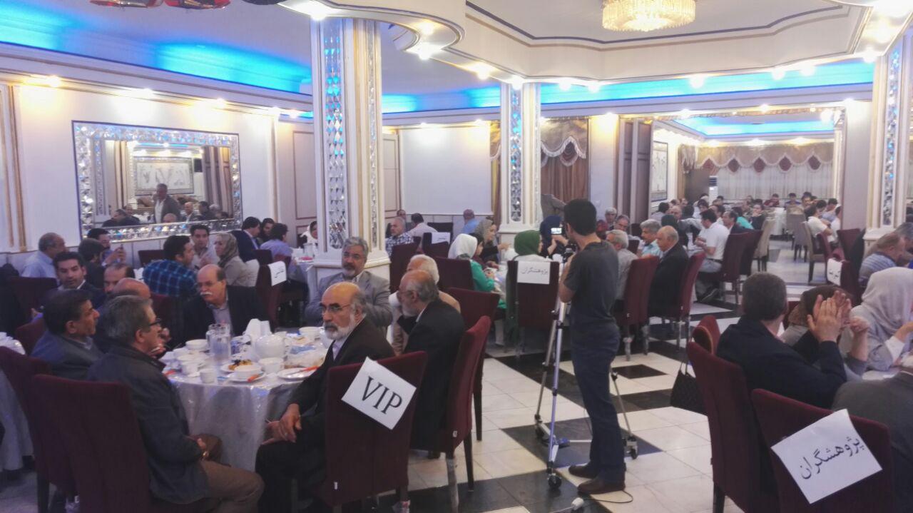 مراسم رونمایی مدال یادبود خیام