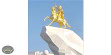رونمایی از مجسمه رئیس جمهور ترکمنستان از شمش طلای 24 عیار 